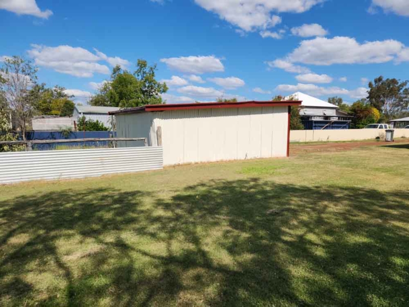 25 Rose Street, Blackall - David Hardie Real Estate