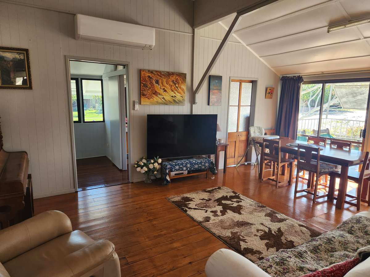 168 Shamrock Street Blackall