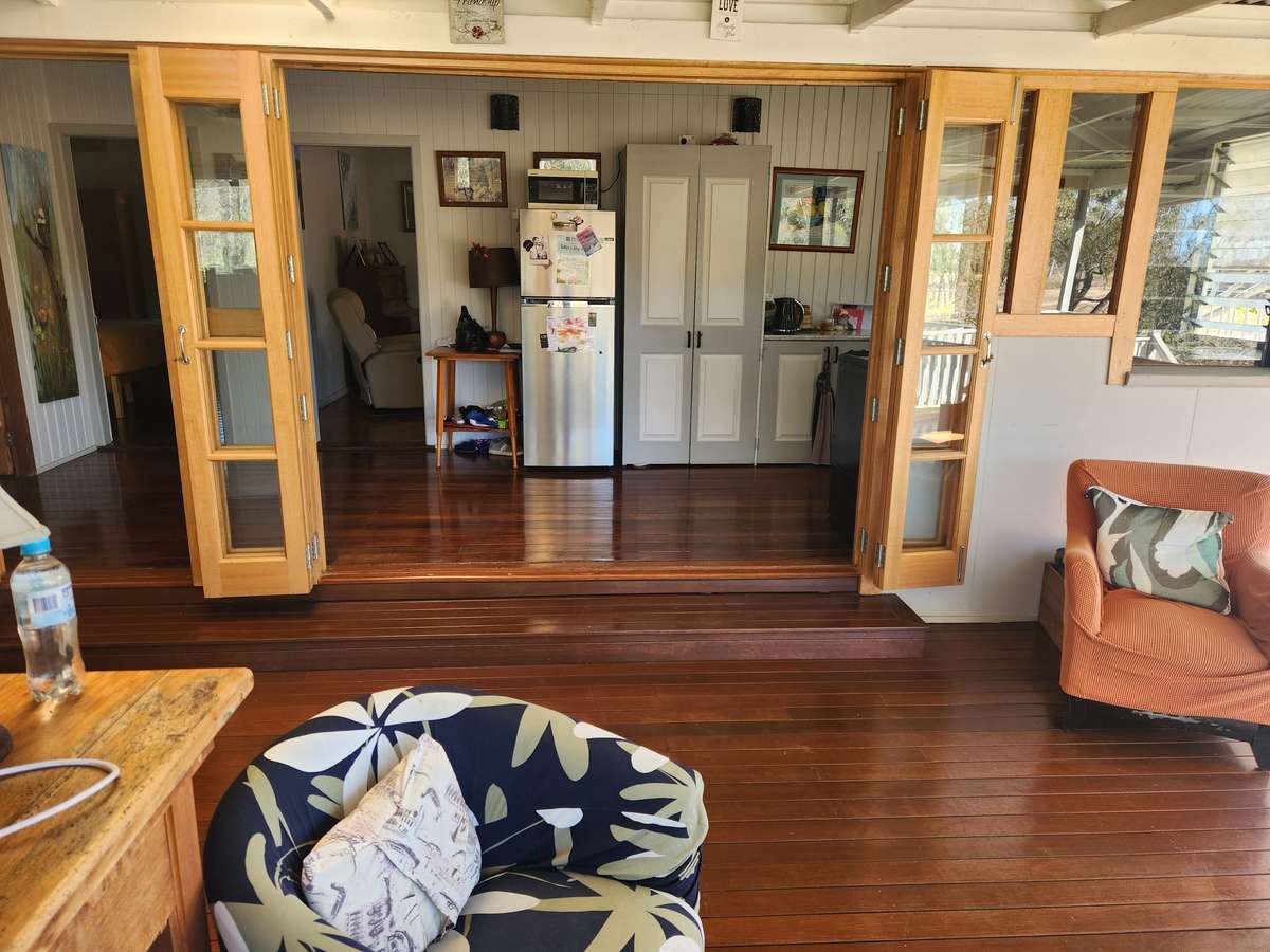168 Shamrock Street Blackall